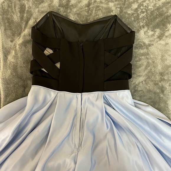 Melanie Lyne Size 4 Black& Blue Dress - Picture 2 of 7